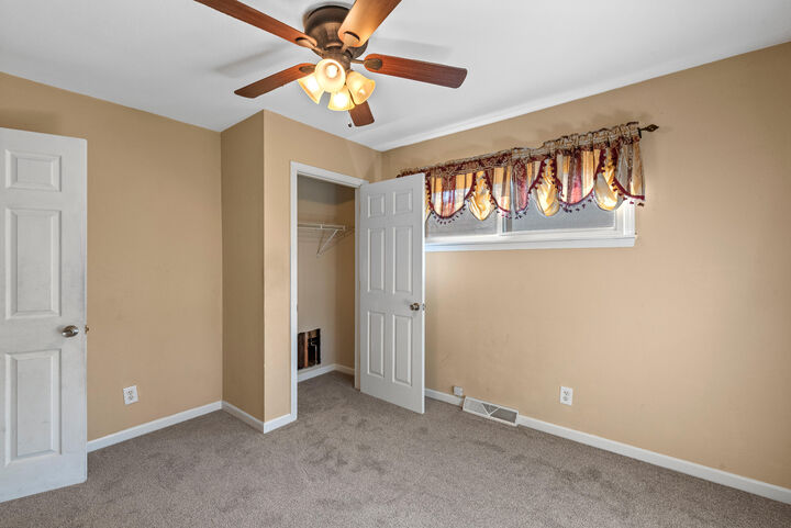 Property Photo: 10301 W Vera Ave WI 53224