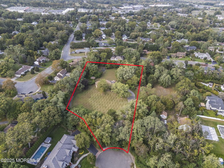 Property Photo:  10 Weston Way  NJ 07764 