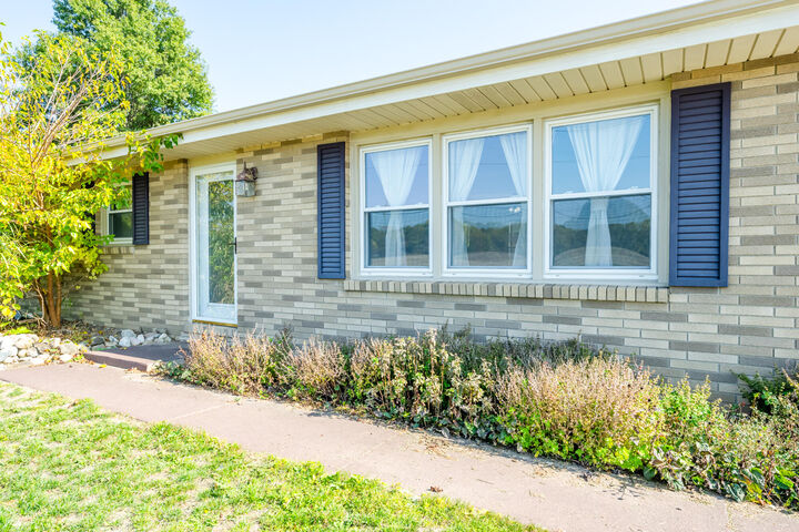 Property Photo: 6399 Jericho Road MI 49127