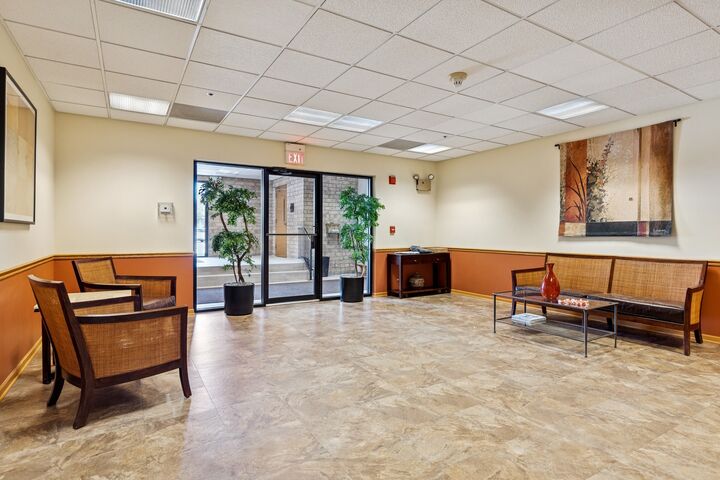 Property Photo: 724 12th Street 105 IL 60091