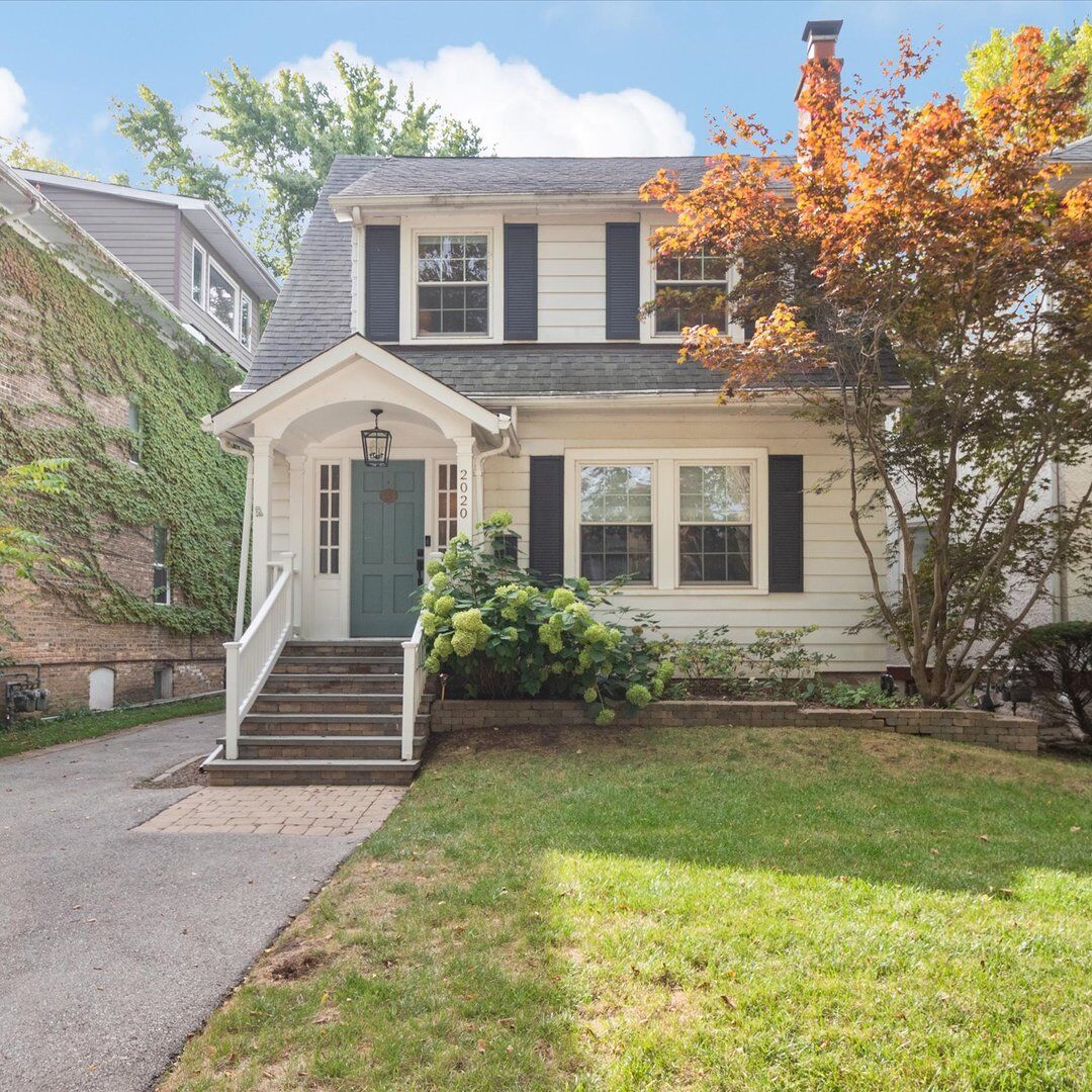 Property Photo: 2020 Colfax Street IL 60201