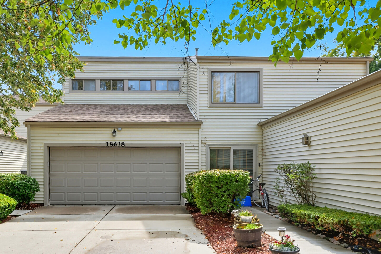 Property Photo: 18638 Golfview Drive IL 60429