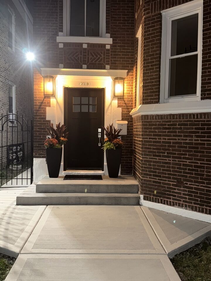 Property Photo: 7718 S Bishop Street IL 60620