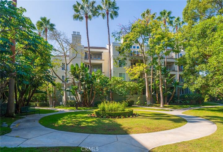 Property Photo: 2233 Martin 202 CA 92612