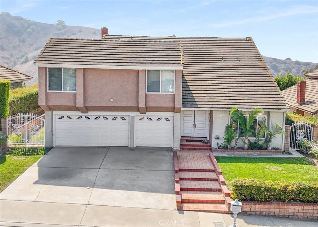 Property Photo:  11818 Pocasset Drive  CA 90601