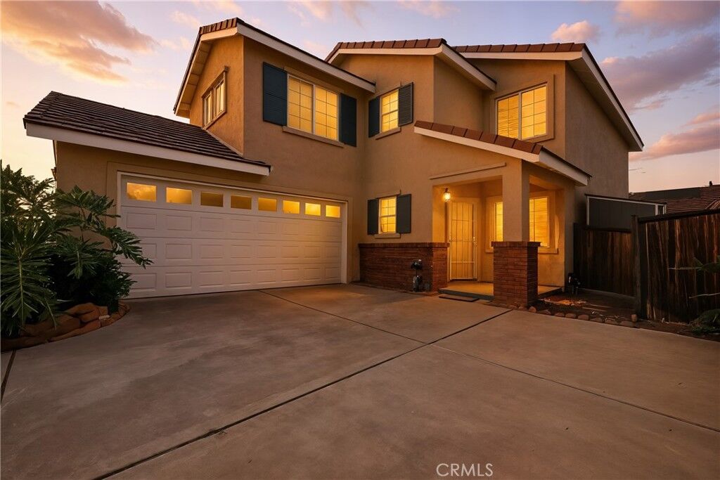 Property Photo:  820 Pathfinder  CA 92878 