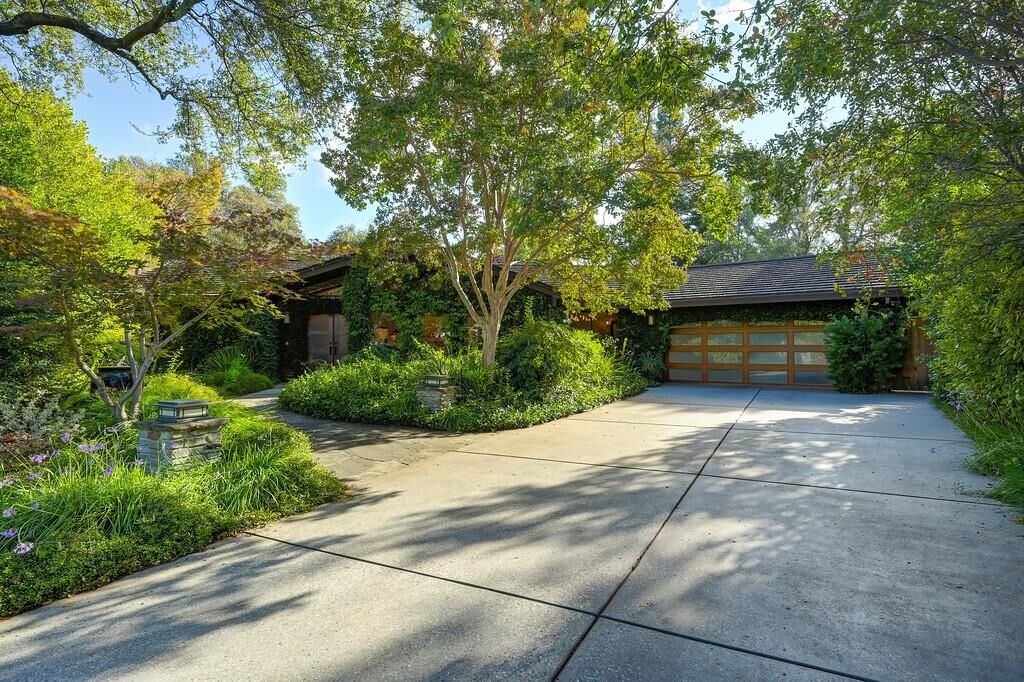 Property Photo:  8293 Robert Court  CA 95746 