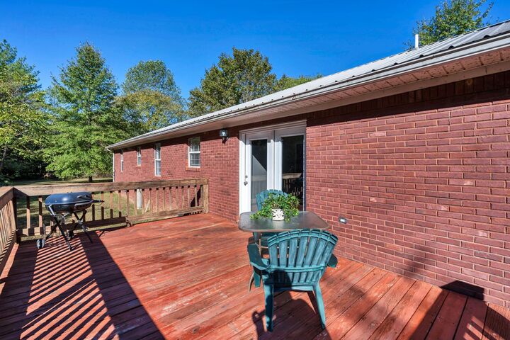 Property Photo: 547 Busby Rd TN 38469