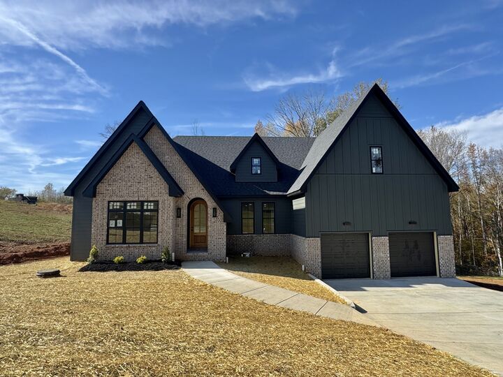 Property Photo:  1354 Rooster Ridge  TN 37146 