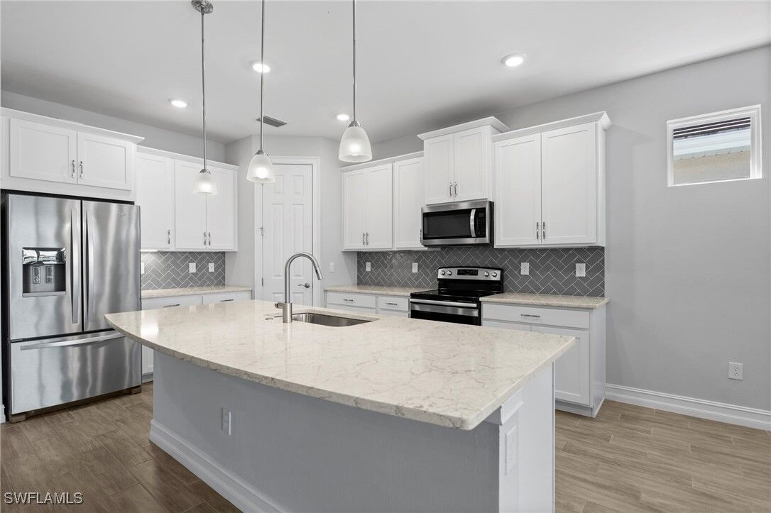 Property Photo:  28037 Captiva Shell Loop  FL 34135 