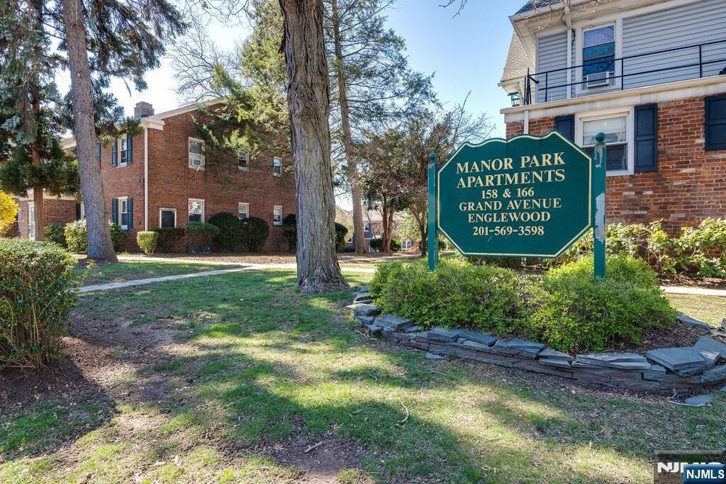 Property Photo:  166 Grand Avenue C13  NJ 07631 