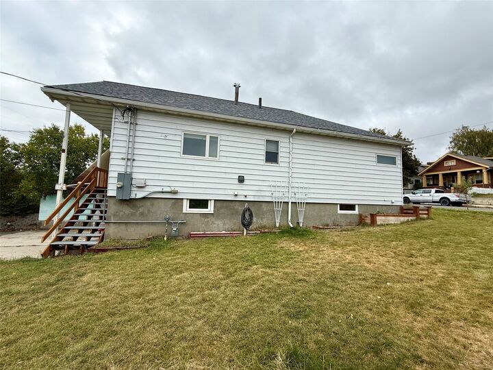 Property Photo:  1106 W Porphyry Street  MT 59701 