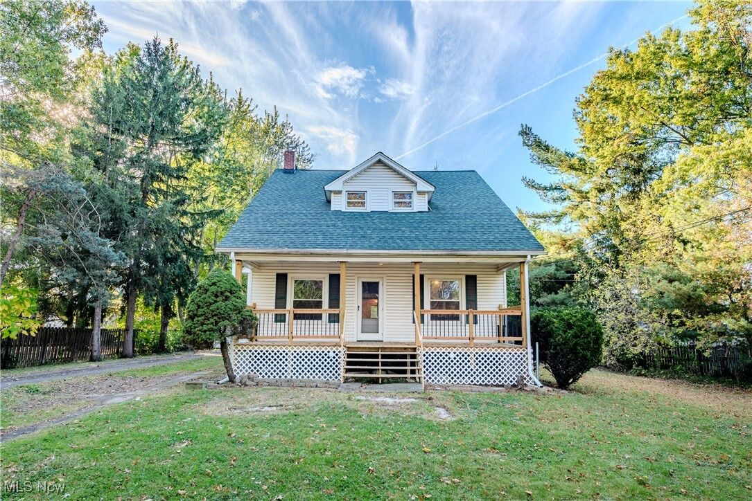 Property Photo: 740 Fair Street OH 44017