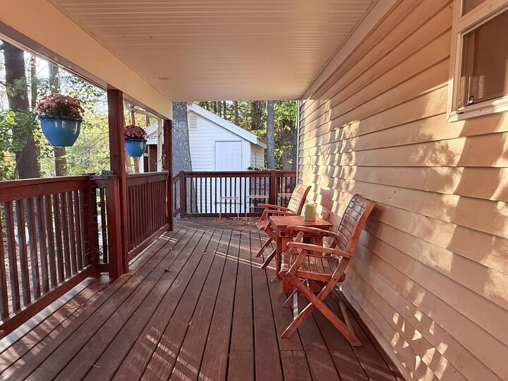 Property Photo:  7 Nicholas Circle  NH 03819 