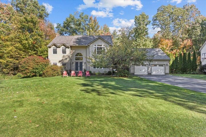 362 Hidden Oaks Drive  Colchester VT 05446 photo