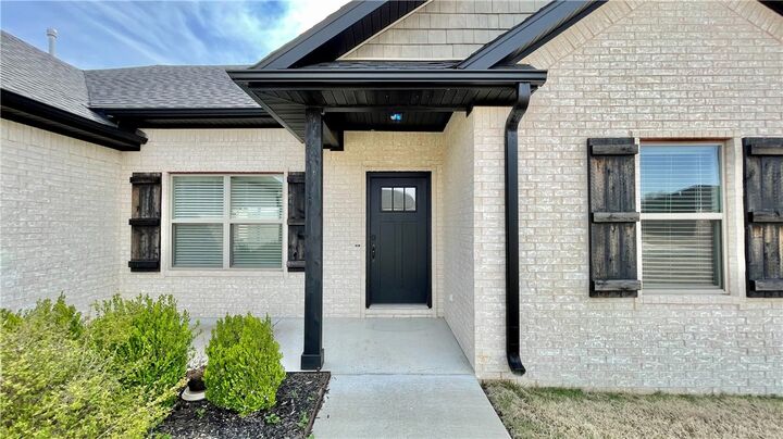 Property Photo: 610 Captain Hopkins Street AR 72753