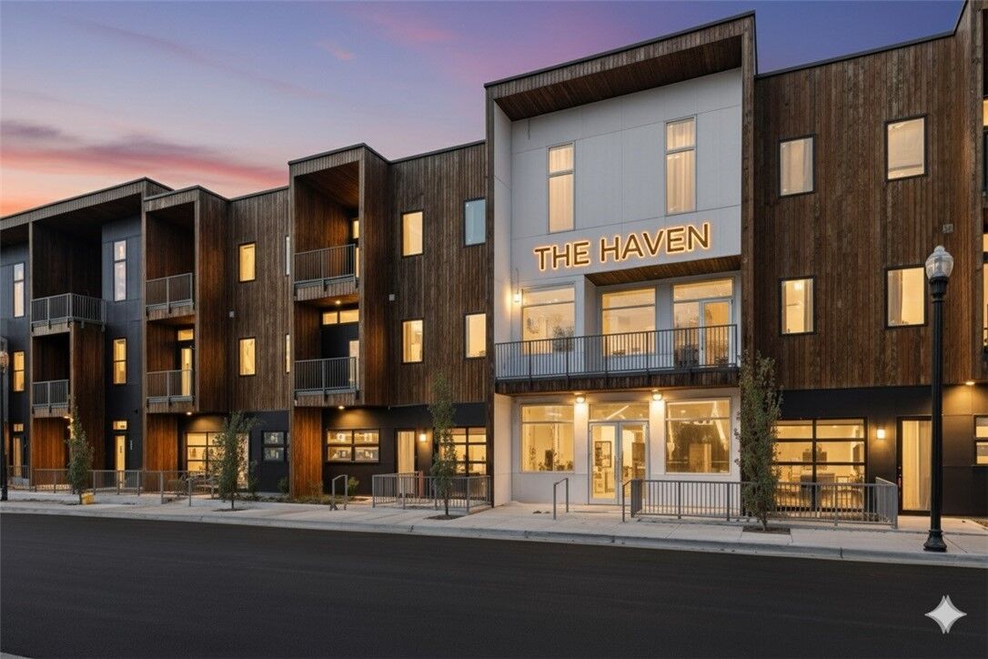 Property Photo: 319 SE Market Alley 200 AR 72712