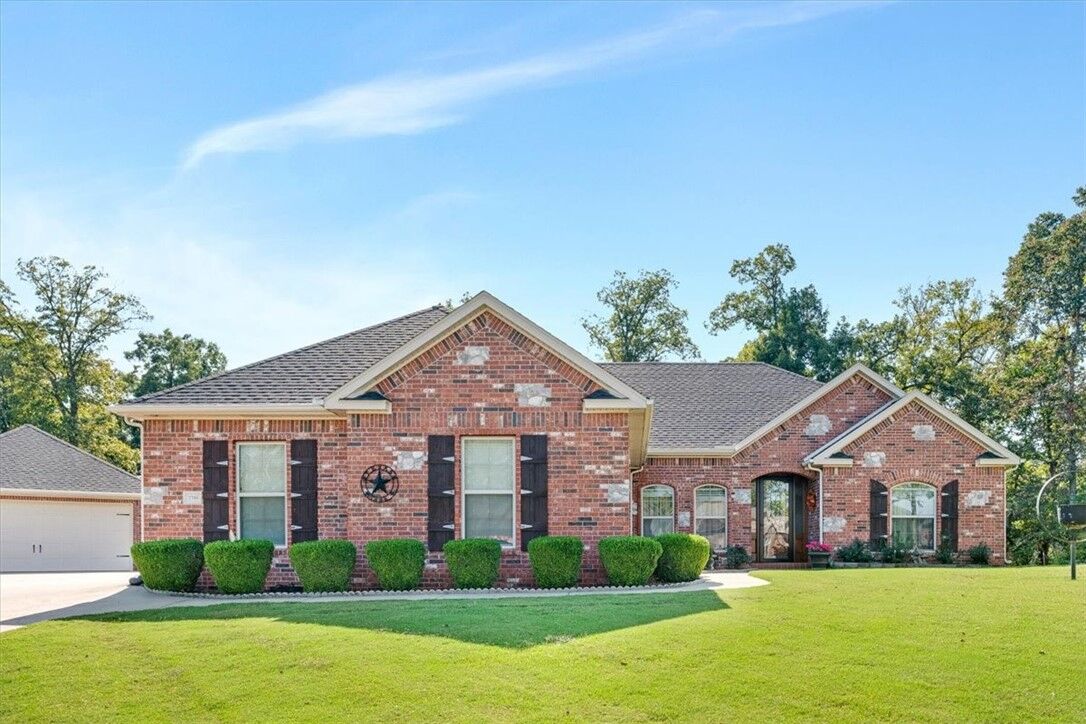 Property Photo: 2786 S Olive Court AR 72761