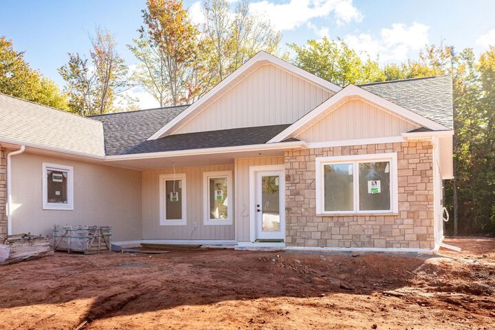 Photo de la propriété: Lot 5 Ronnies Lane PE C1B 4B2