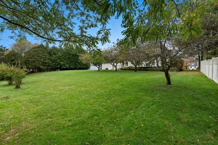 Property Photo: 98 Lilah Ln MA 01867