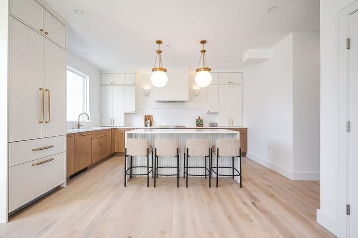 Property Photo:  15-17 Jewett Pl 2  MA 02458 