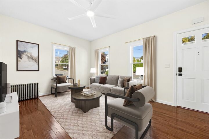 Property Photo:  13 Arthur Street 13  MA 01754 