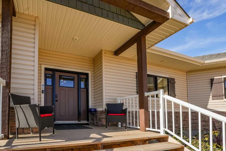 Property Photo: 44101 Range Road 214 118 AB T0B 1M0