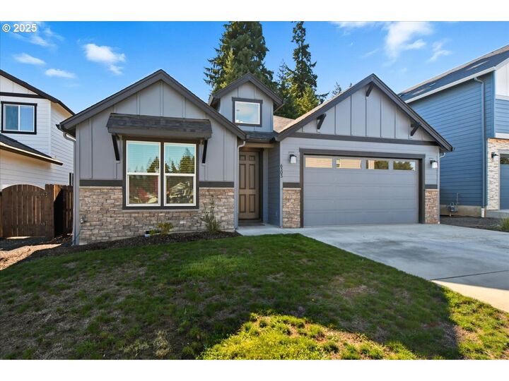 Property Photo: 6303 NE 125th St WA 98686