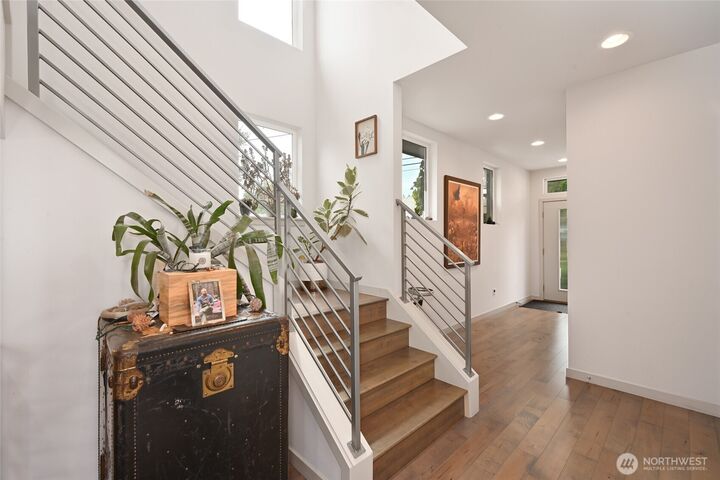 Property Photo:  3824  Renton Avenue S  WA 98108 