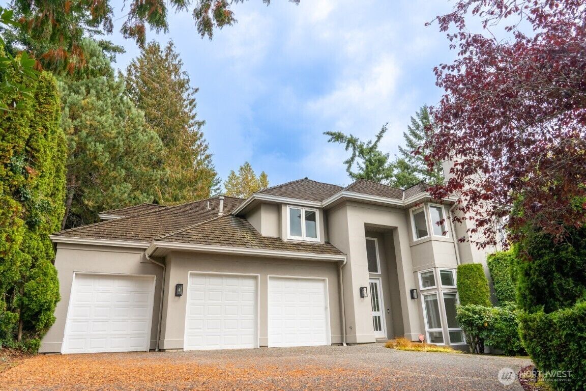 Property Photo: 5958 155th Avenue SE WA 98006