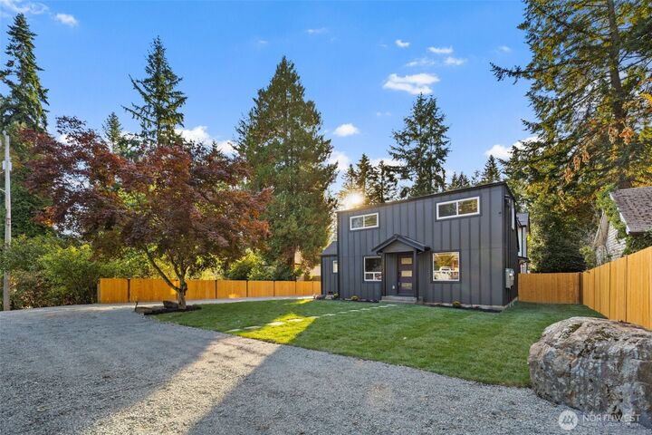 Property Photo: 14035 2nd Avenue NW WA 98177