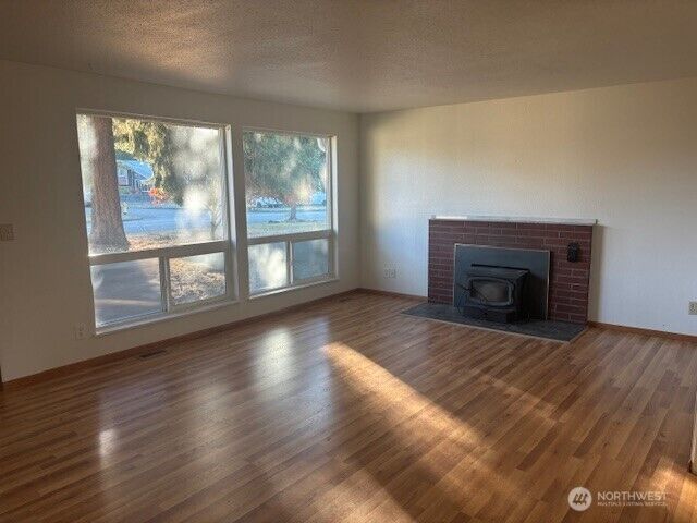 Property Photo: 2025 Hemlock Street SE WA 98092