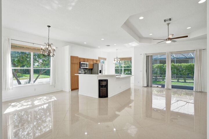 Property Photo: 8634 San Andros FL 33411