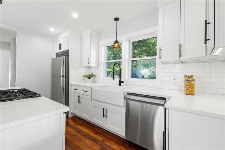 Property Photo:  28 Manchester Street  RI 02888 