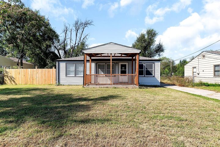 Property Photo: 757 N Dougherty Ave KS 67212