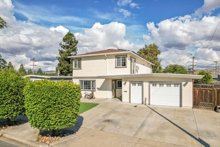 Property Photo: 42932 Peachwood Street CA 94538