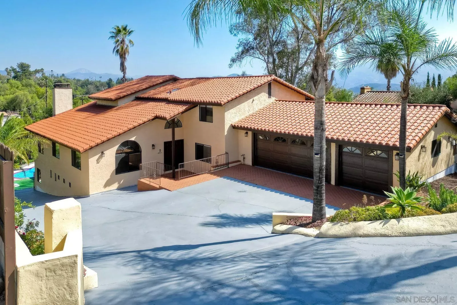 Property Photo: 4331 Nabal Dr CA 91941