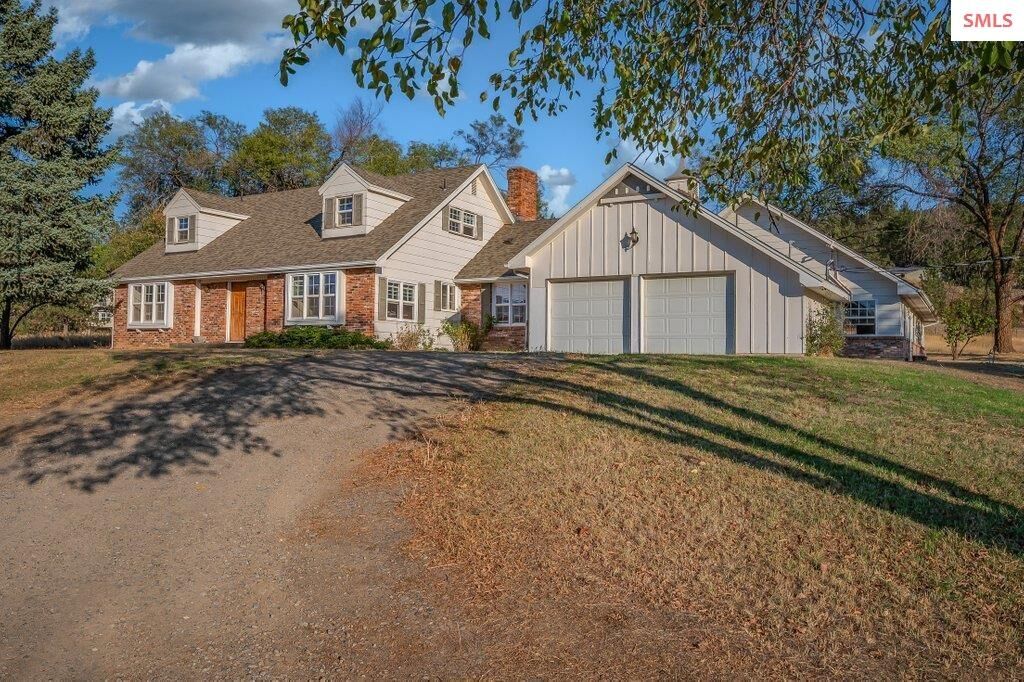Property Photo: 840 S Carpenter Lp ID 83854