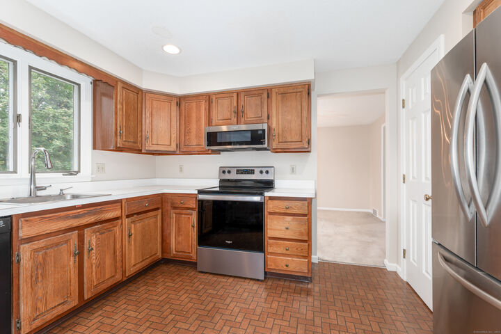 Property Photo: 34 Montowese Drive CT 06450