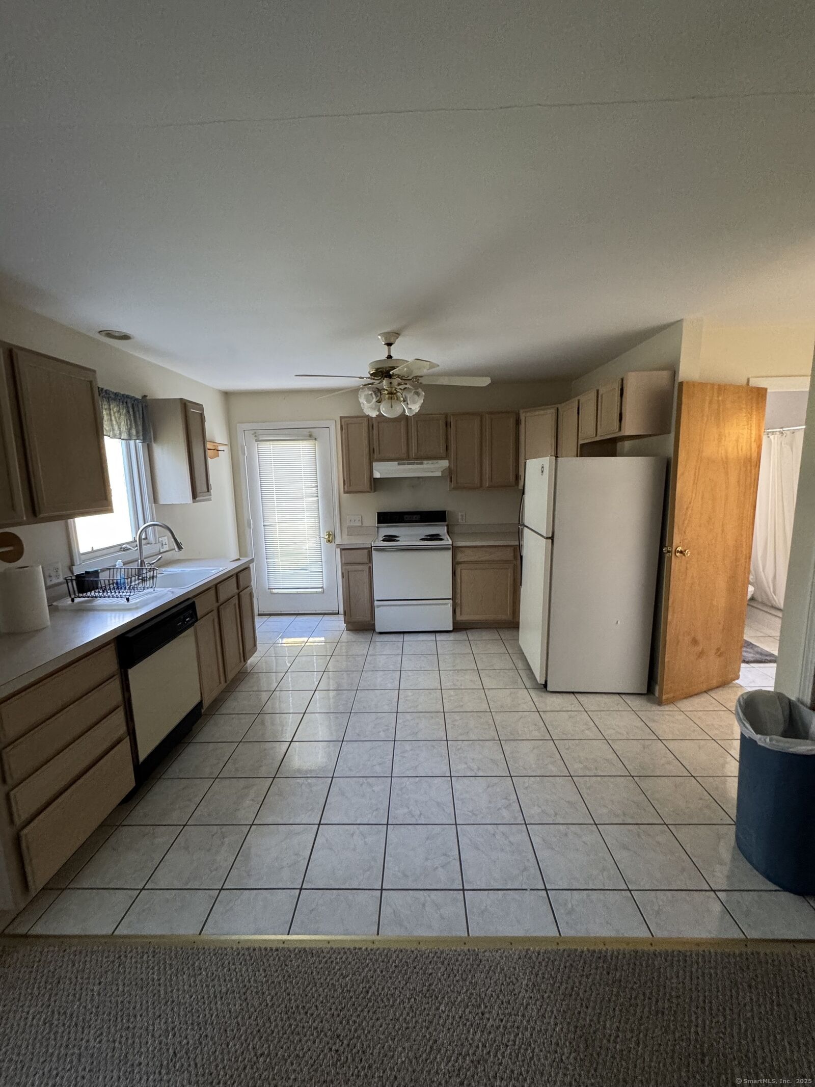 Property Photo: 95 Tomlinson Road CT 06483