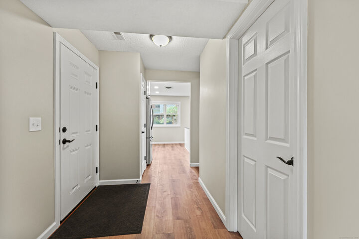 Property Photo: 1 Mathers Crossing 1 CT 06070