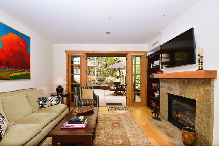 Property Photo: 104 Village Way 1 ID 83353