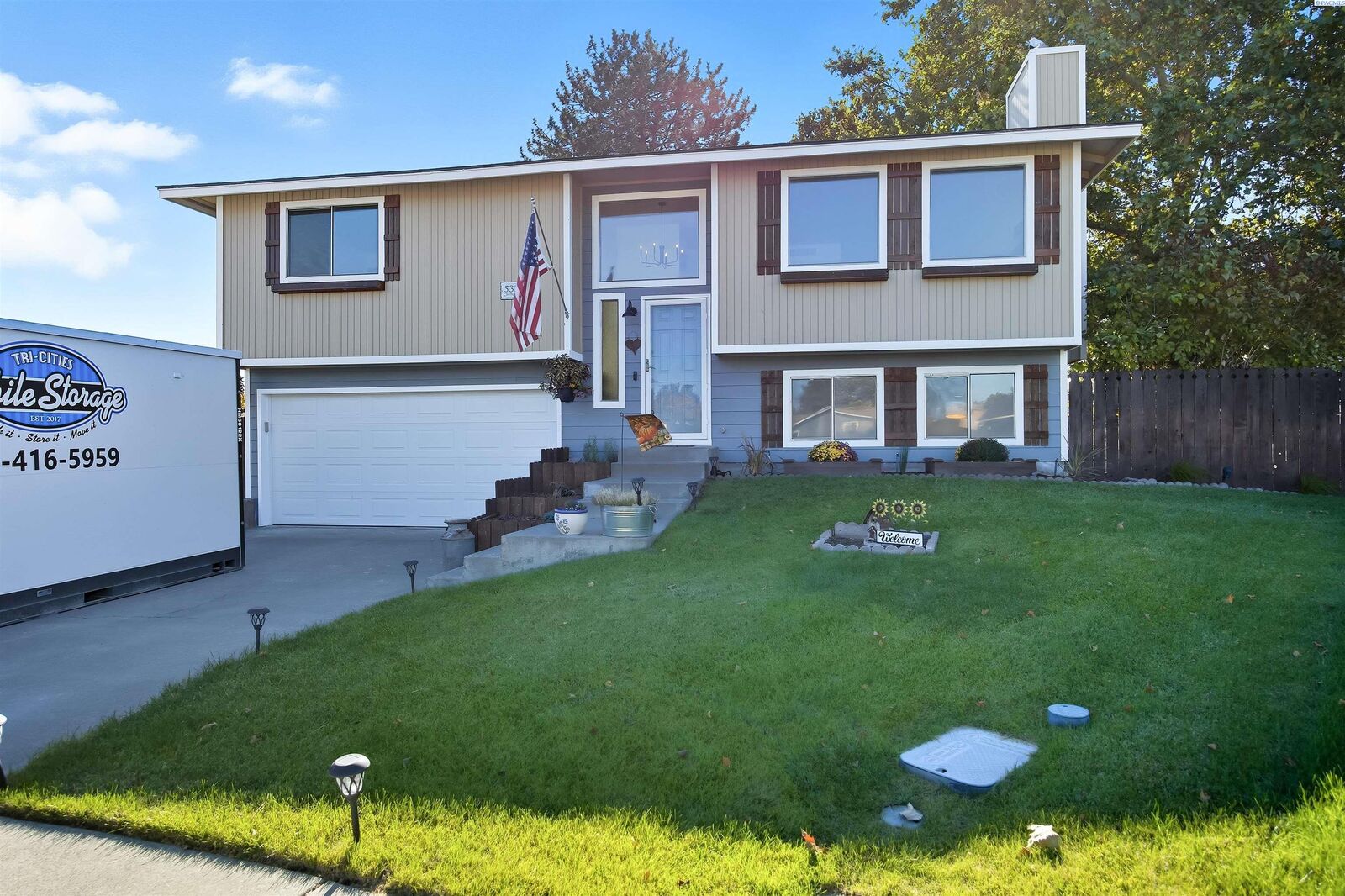 Property Photo: 5323 Chukar Ct WA 99353