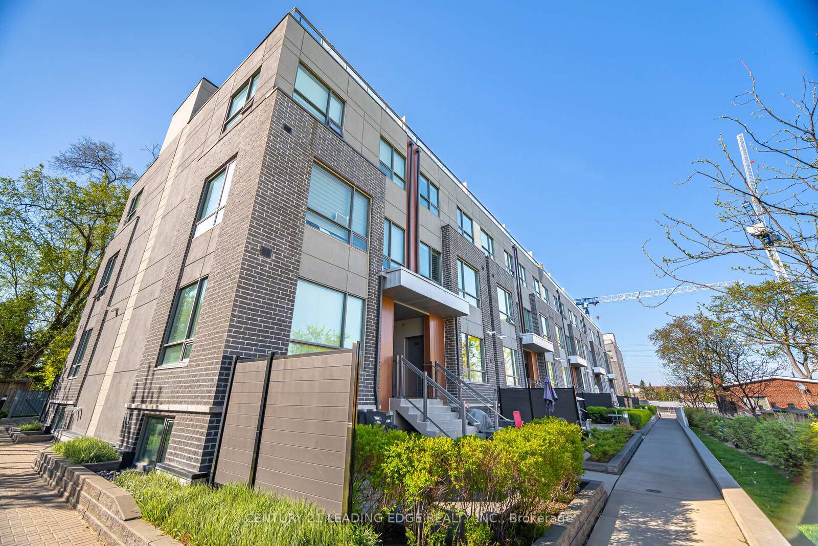 Property Photo:  650 Atwater Avenue 35  ON L5G 4K7 