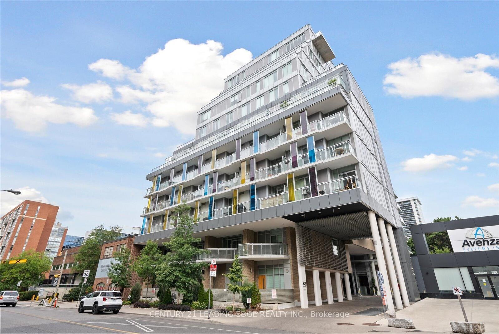 Property Photo: 68 Merton Street 1004 ON M4S 0A7