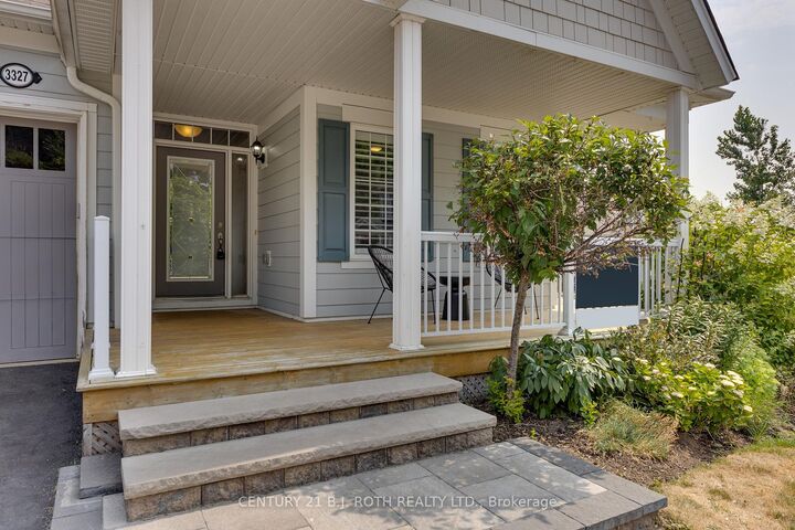 Photo de la propriété: 3327 Summerhill Way N ON L3V 0E1