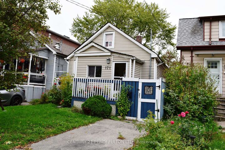 Photo de la propriété: 171 Raleigh Avenue ON M1K 1A5