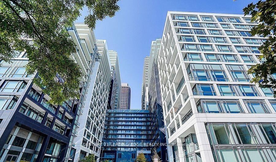 Property Photo: 135 Lower Sherbourne Street 2519 ON M5A 1Y4