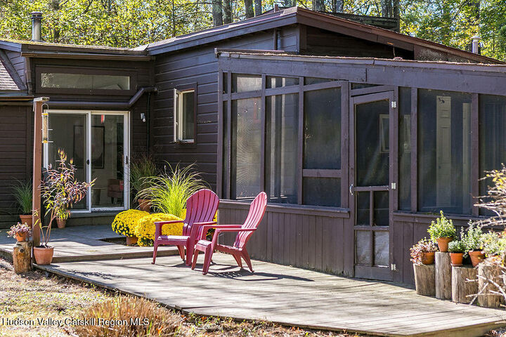 Property Photo: 12 Studio NY 12498