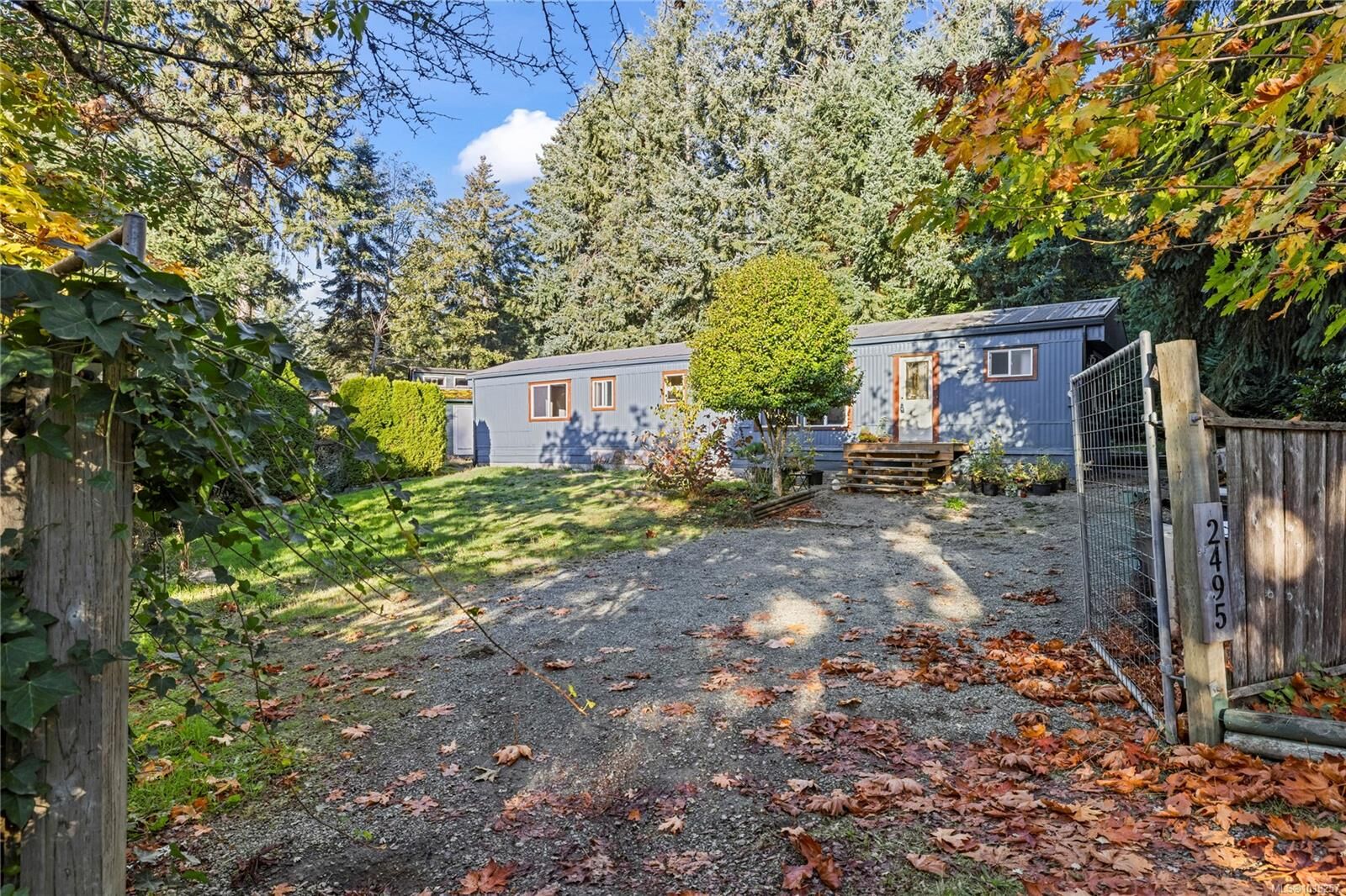 Property Photo:  2495 Schirra Dr  BC V0R 2R0 